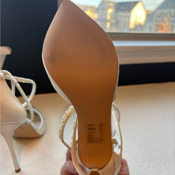 NEVER WORN Galina Pearl Strappy Ankle Wrap Heels - Picture 6 of 6